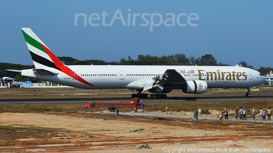 Emirates Boeing 777-31H(ER) (A6-EMT) | Photo 138324
