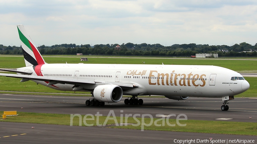 Emirates Boeing 777-31H (A6-EMU) | Photo 206767