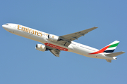 Emirates Boeing 777-31H (A6-EMU) at  Dubai - International, United Arab Emirates
