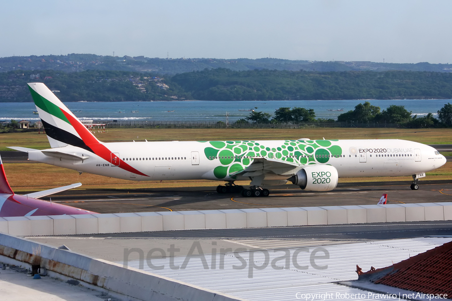 Emirates Boeing 777-31H(ER) (A6-ENB) | Photo 380689