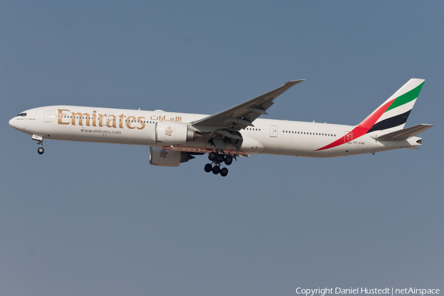 Emirates Boeing 777-31H(ER) (A6-ENB) | Photo 416038