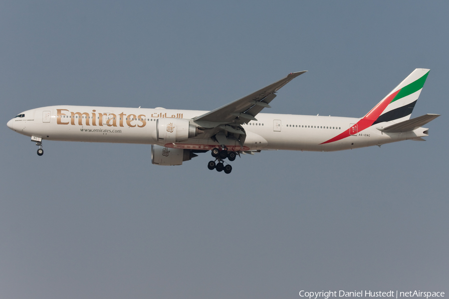 Emirates Boeing 777-31H(ER) (A6-ENC) | Photo 417919