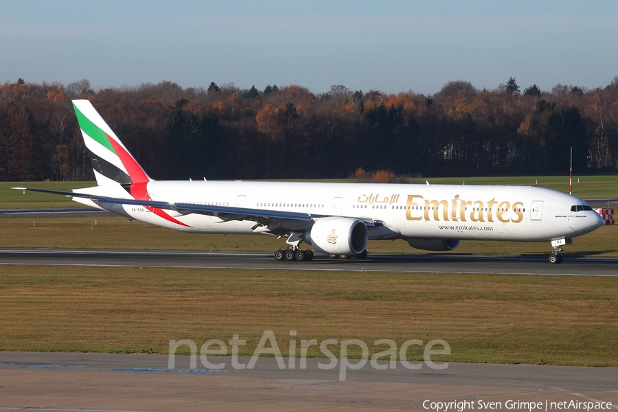 Emirates Boeing 777-31H(ER) (A6-ENE) | Photo 34972
