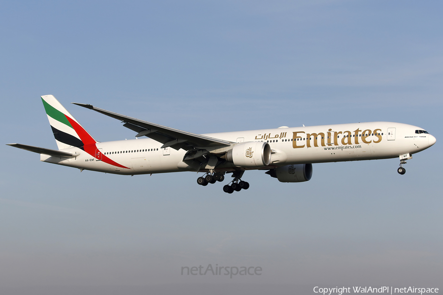 Emirates Boeing 777-31H(ER) (A6-ENF) | Photo 537155