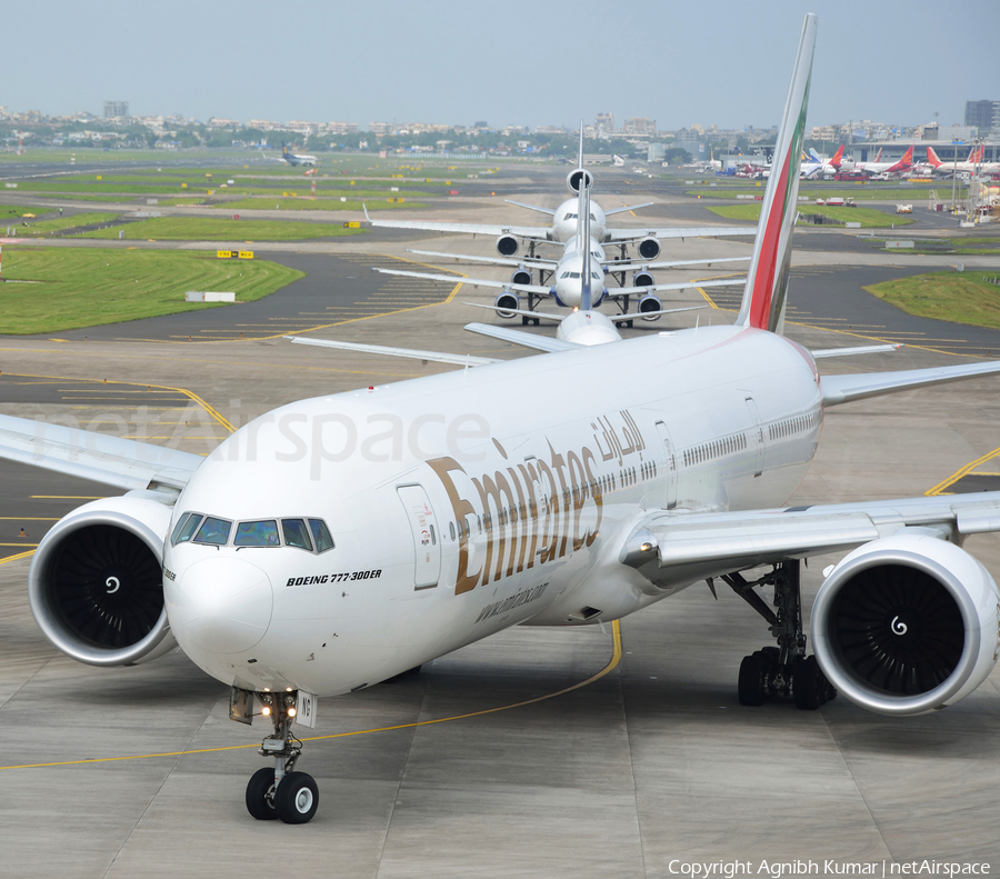 Emirates Boeing 777-31H(ER) (A6-ENG) | Photo 89220