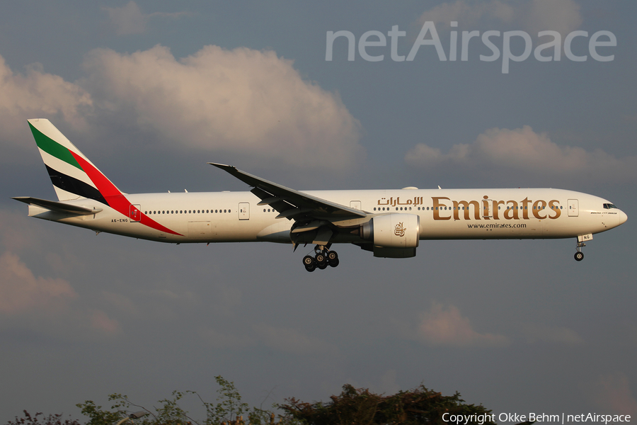 Emirates Boeing 777-31H(ER) (A6-ENG) | Photo 164016