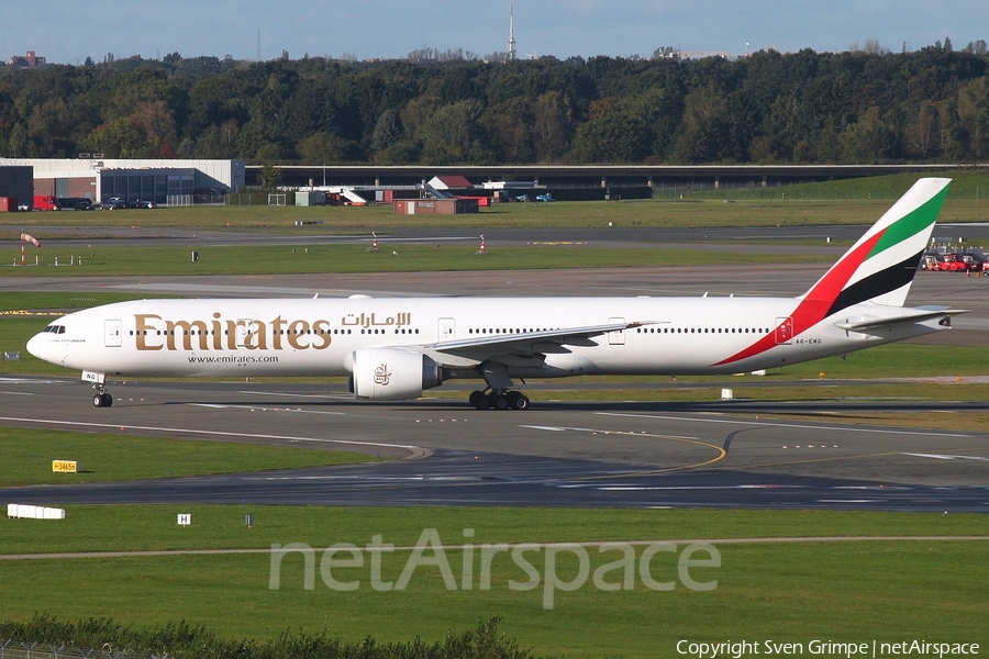 Emirates Boeing 777-31H(ER) (A6-ENG) | Photo 192601