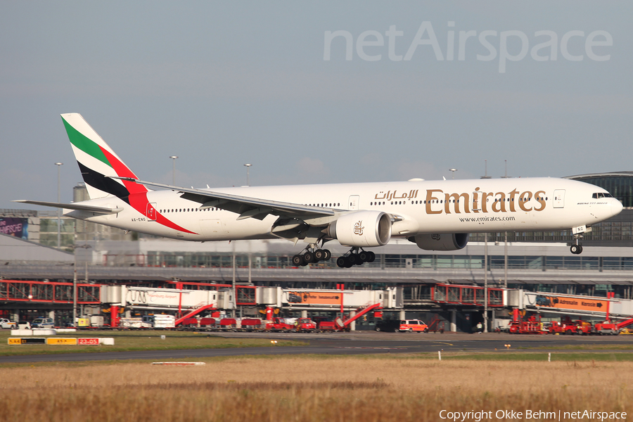 Emirates Boeing 777-31H(ER) (A6-ENG) | Photo 208336