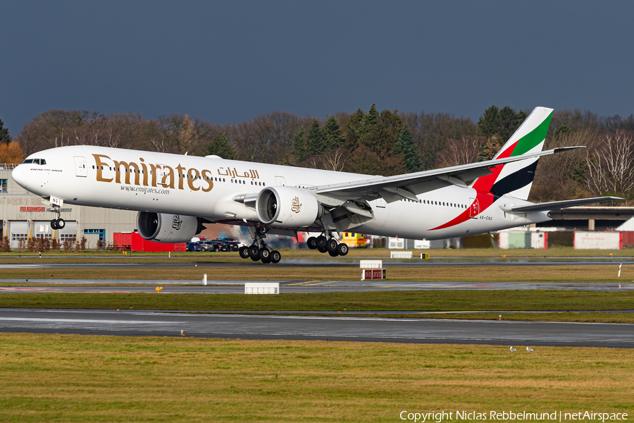 Emirates Boeing 777-31H(ER) (A6-ENG) | Photo 548200