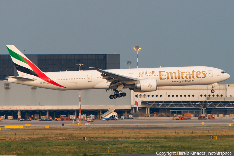 Emirates Boeing 777-31H(ER) (A6-ENG) | Photo 289558