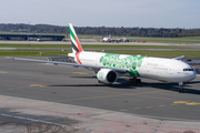 Emirates Boeing 777-31H(ER) (A6-ENH) at  Hamburg - Fuhlsbuettel (Helmut Schmidt), Germany