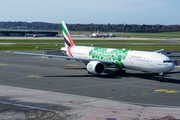 Emirates Boeing 777-31H(ER) (A6-ENH) at  Hamburg - Fuhlsbuettel (Helmut Schmidt), Germany