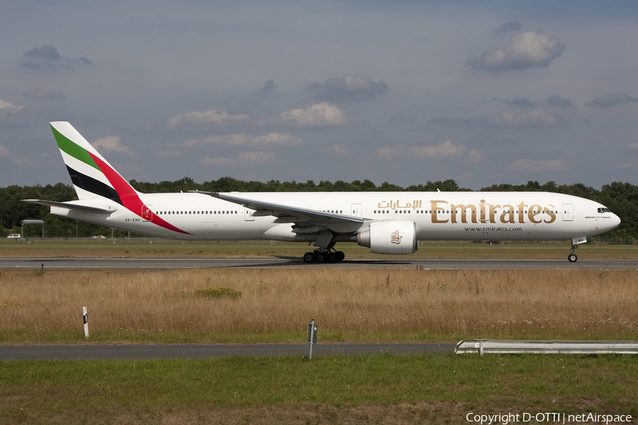 Emirates Boeing 777-31H(ER) (A6-ENH) | Photo 413484