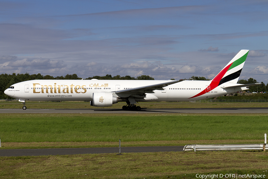 Emirates Boeing 777-31H(ER) (A6-ENH) | Photo 585670