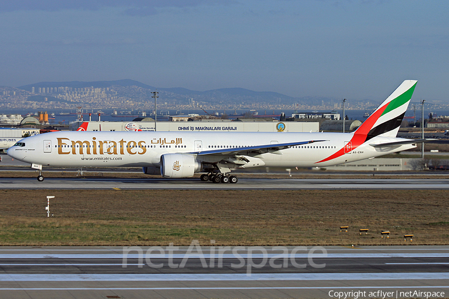 Emirates Boeing 777-31H(ER) (A6-ENH) | Photo 223263