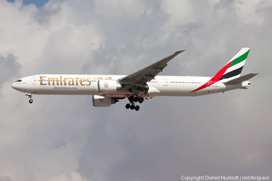 Emirates Boeing 777-31H(ER) (A6-ENI) | Photo 618861