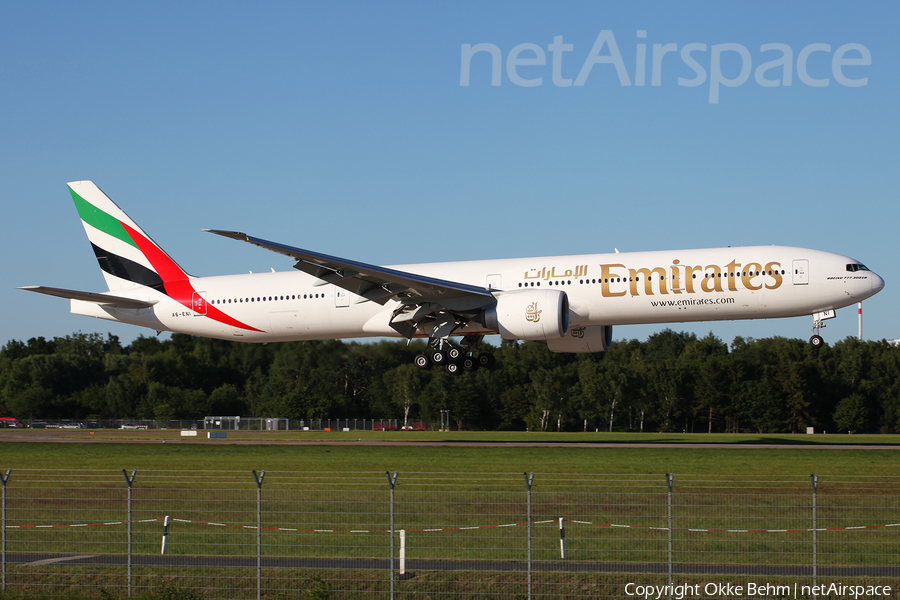 Emirates Boeing 777-31H(ER) (A6-ENI) | Photo 79709