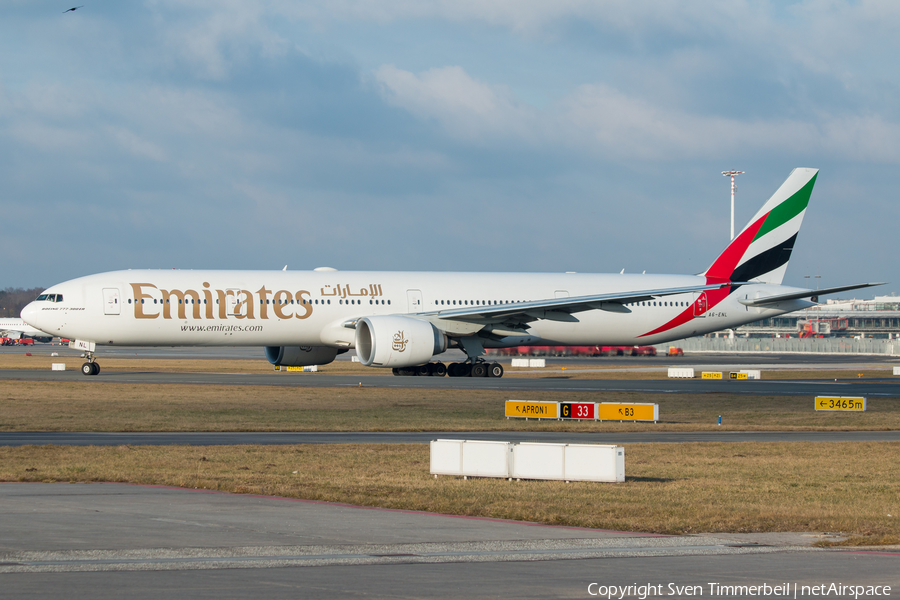 Emirates Boeing 777-31H(ER) (A6-ENL) | Photo 144426