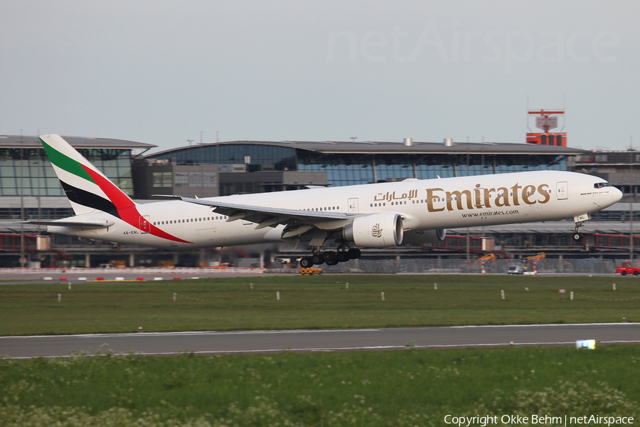 Emirates Boeing 777-31H(ER) (A6-ENL) | Photo 163147