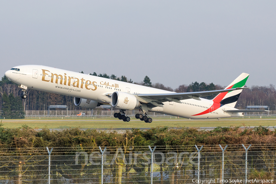 Emirates Boeing 777-31H(ER) (A6-ENL) | Photo 71289