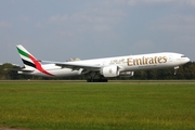 Emirates Boeing 777-31H(ER) (A6-ENM) at  Hamburg - Fuhlsbuettel (Helmut Schmidt), Germany
