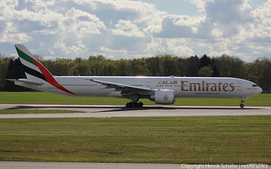 Emirates Boeing 777-31H(ER) (A6-ENM) | Photo 319199