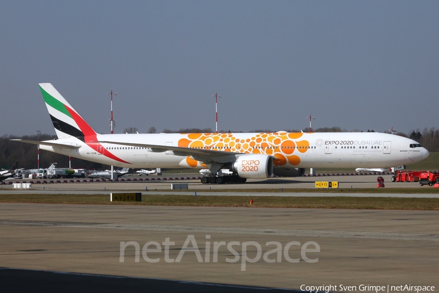 Emirates Boeing 777-31H(ER) (A6-ENM) | Photo 500212
