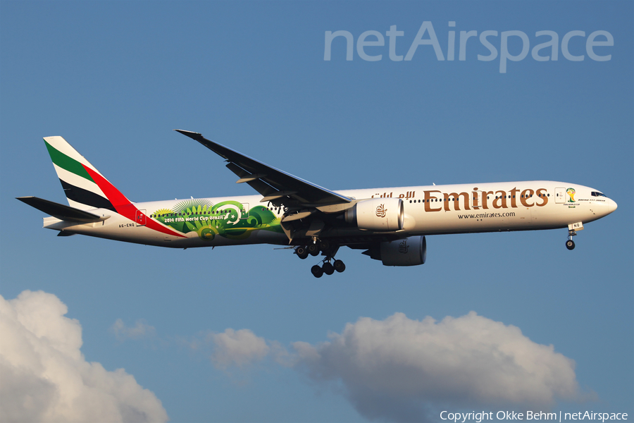 Emirates Boeing 777-31H(ER) (A6-ENQ) | Photo 72321