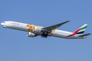 Emirates Boeing 777-31H(ER) (A6-ENR) at  Amsterdam - Schiphol, Netherlands