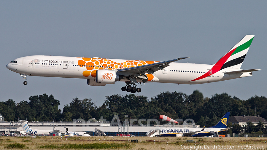 Emirates Boeing 777-31H(ER) (A6-ENR) | Photo 269764