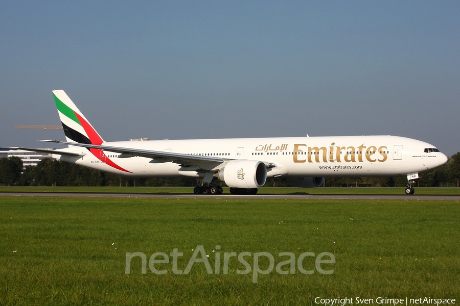 Emirates Boeing 777-31H(ER) (A6-ENR) | Photo 123932