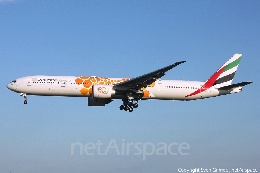 Emirates Boeing 777-31H(ER) (A6-ENR) | Photo 253966