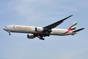 Emirates Boeing 777-31H(ER) (A6-ENT) at  Jakarta - Soekarno-Hatta International, Indonesia