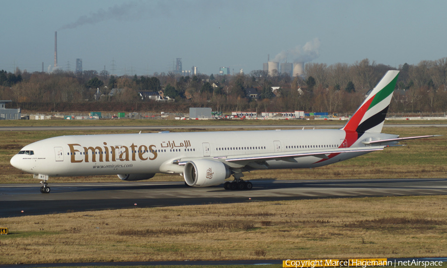 Emirates Boeing 777-31H(ER) (A6-ENT) | Photo 118884