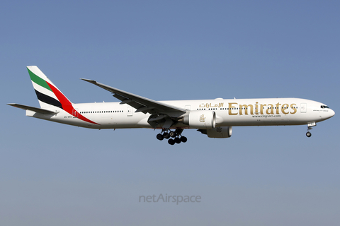 Emirates Boeing 777-31H(ER) (A6-ENU) at  Warsaw - Frederic Chopin International, Poland