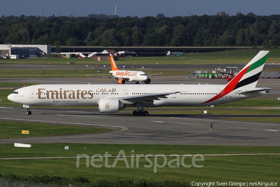 Emirates Boeing 777-31H(ER) (A6-ENV) | Photo 124387