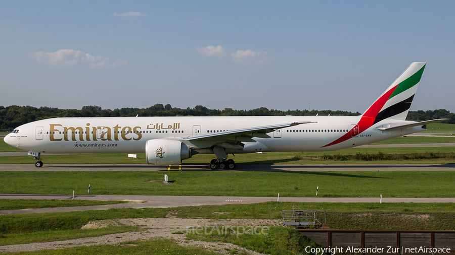 Emirates Boeing 777-31H(ER) (A6-ENV) | Photo 362048