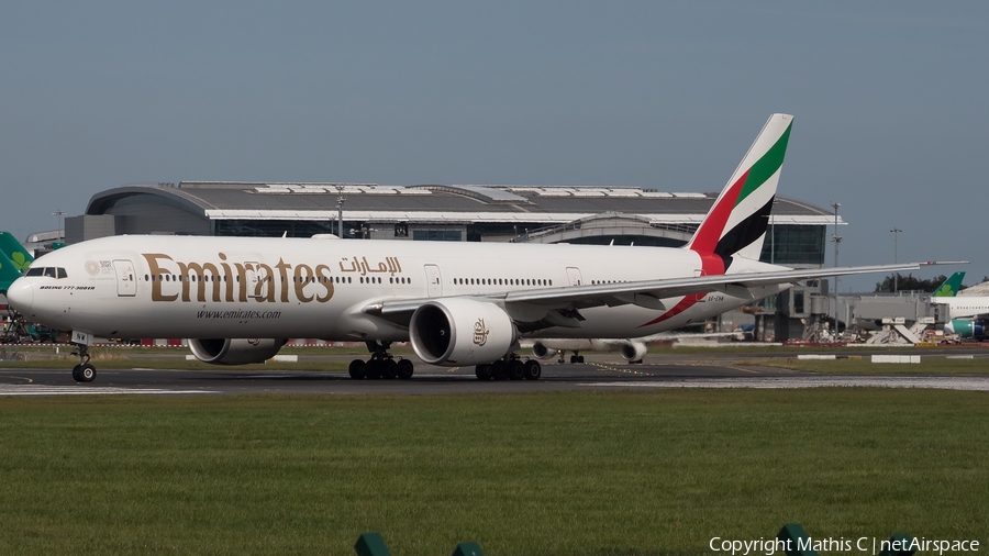 Emirates Boeing 777-31H(ER) (A6-ENW) | Photo 428149