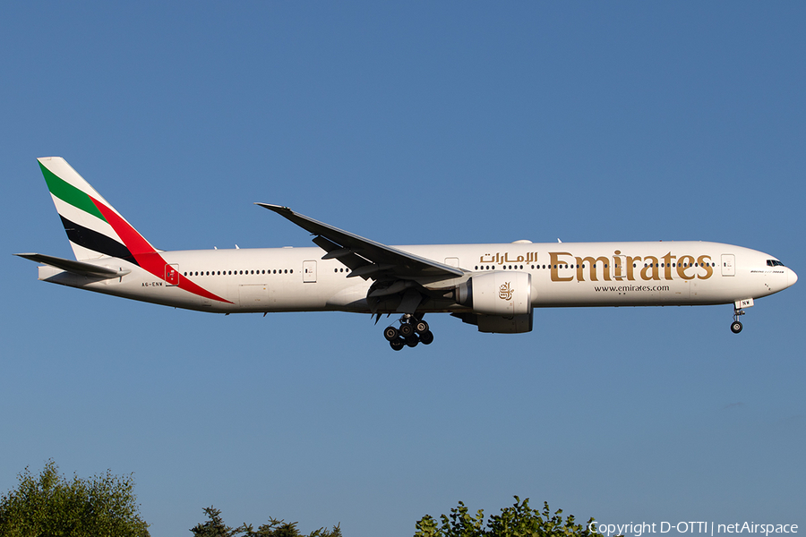 Emirates Boeing 777-31H(ER) (A6-ENW) | Photo 251142