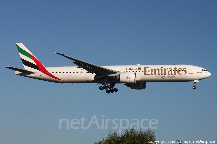 Emirates Boeing 777-31H(ER) (A6-ENW) | Photo 252133