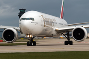 Emirates Boeing 777-31H(ER) (A6-ENW) at  Manchester - International (Ringway), United Kingdom