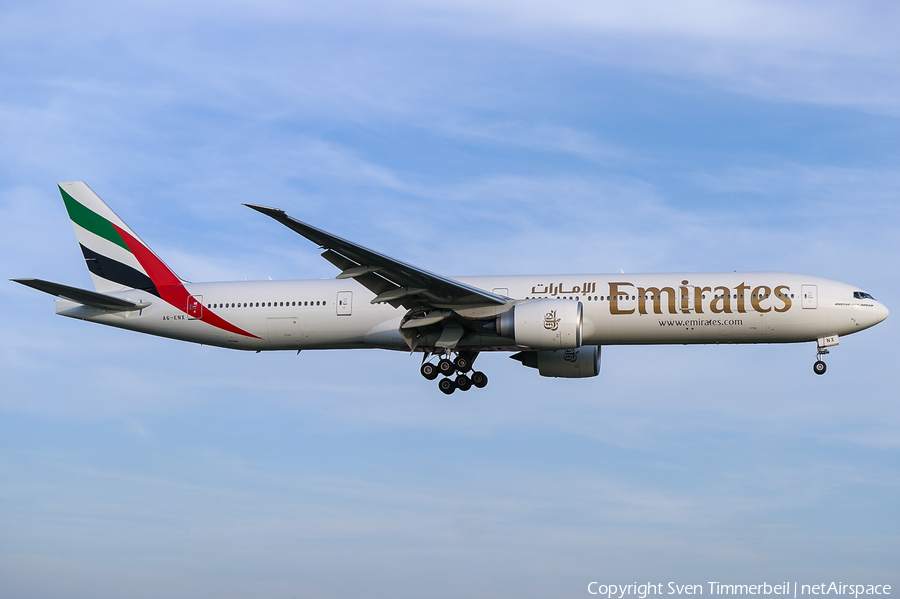 Emirates Boeing 777-31H(ER) (A6-ENX) | Photo 102334