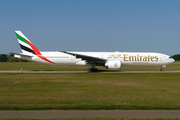 Emirates Boeing 777-31H(ER) (A6-ENY) at  Budapest - Ferihegy International, Hungary