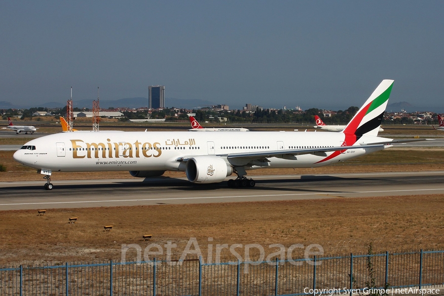 Emirates Boeing 777-31H(ER) (A6-ENY) | Photo 86924