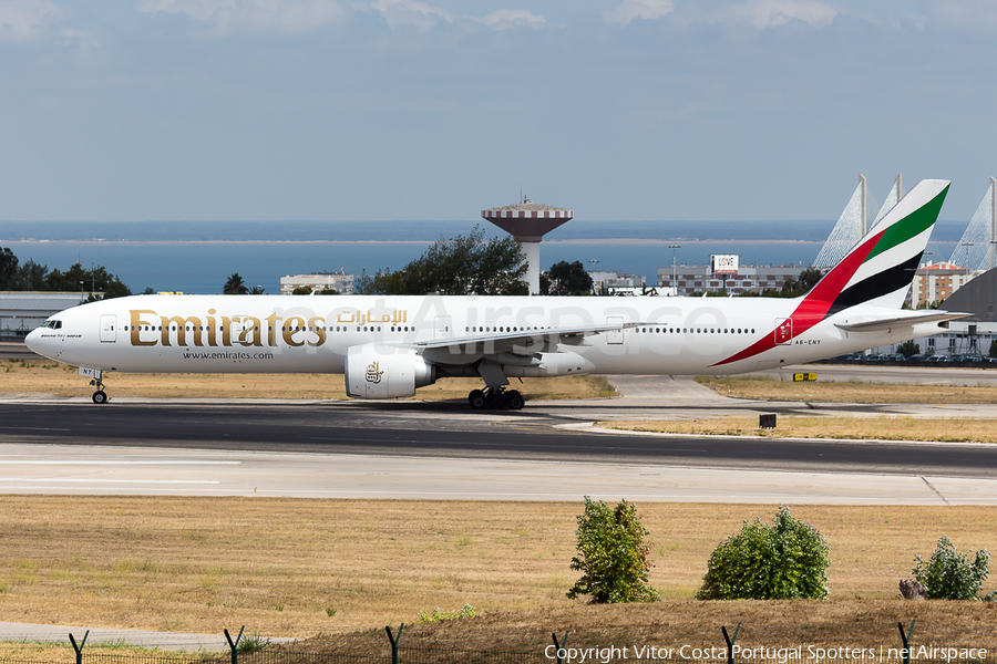 Emirates Boeing 777-31H(ER) (A6-ENY) | Photo 106440