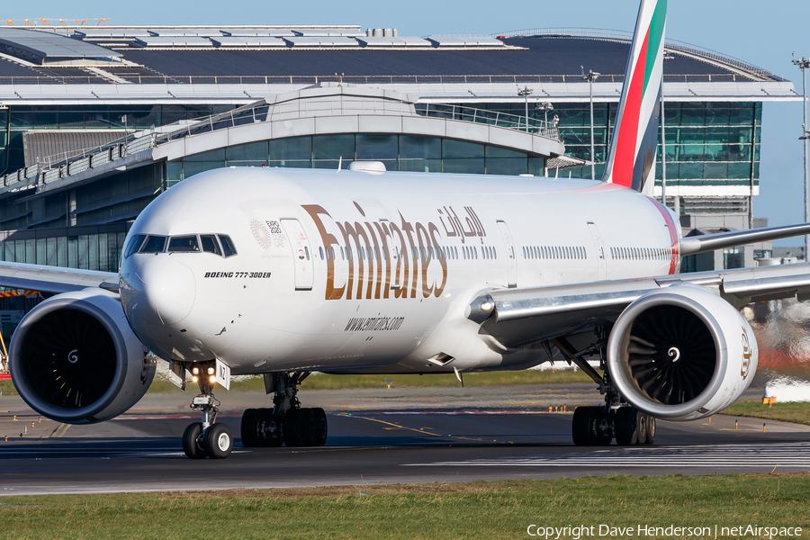 Emirates Boeing 777-31H(ER) (A6-ENZ) | Photo 292019