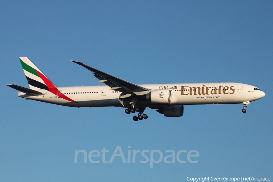 Emirates Boeing 777-31H(ER) (A6-ENZ) | Photo 74561