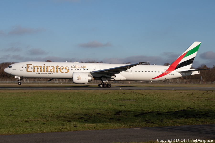 Emirates Boeing 777-31H(ER) (A6-ENZ) | Photo 549752
