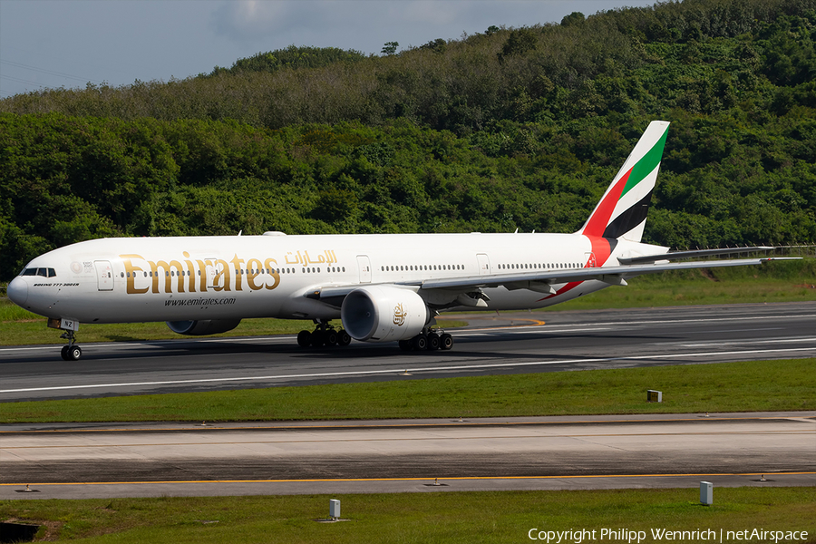 Emirates Boeing 777-31H(ER) (A6-ENZ) | Photo 370870