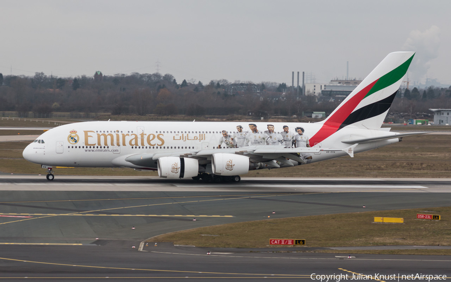 Emirates Airbus A380-861 (A6-EOA) | Photo 102137